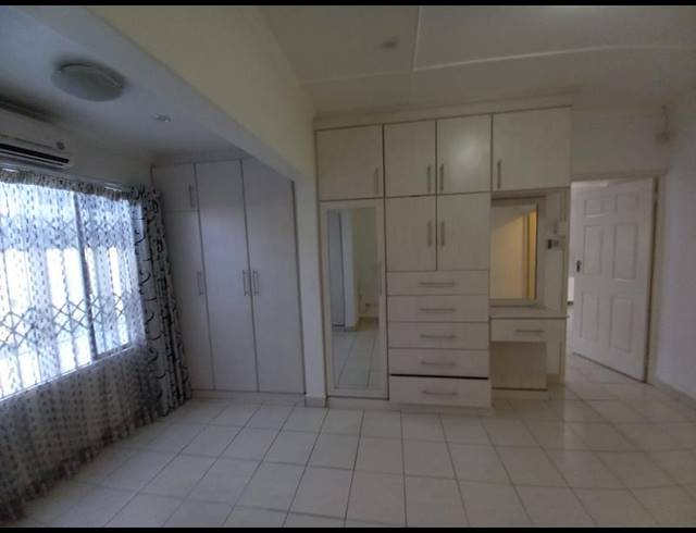 2 BEDROOM SIMPLEX FOR SALE IN MALVERN